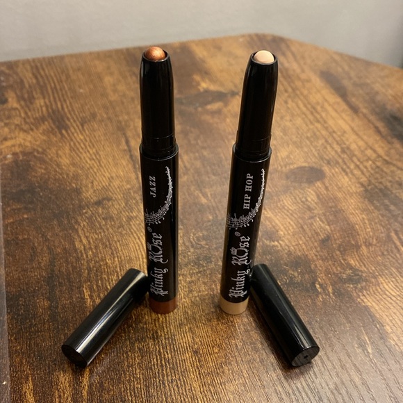 Pinky Rose eyeshadow sticks *BN* - Picture 4 of 6